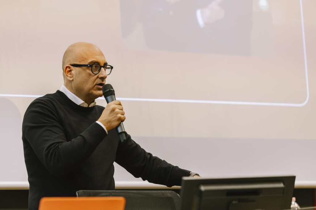 REVOLUTION DESG - DICEMBRE 24 - UNIVERSITÁ TORINO-44-min