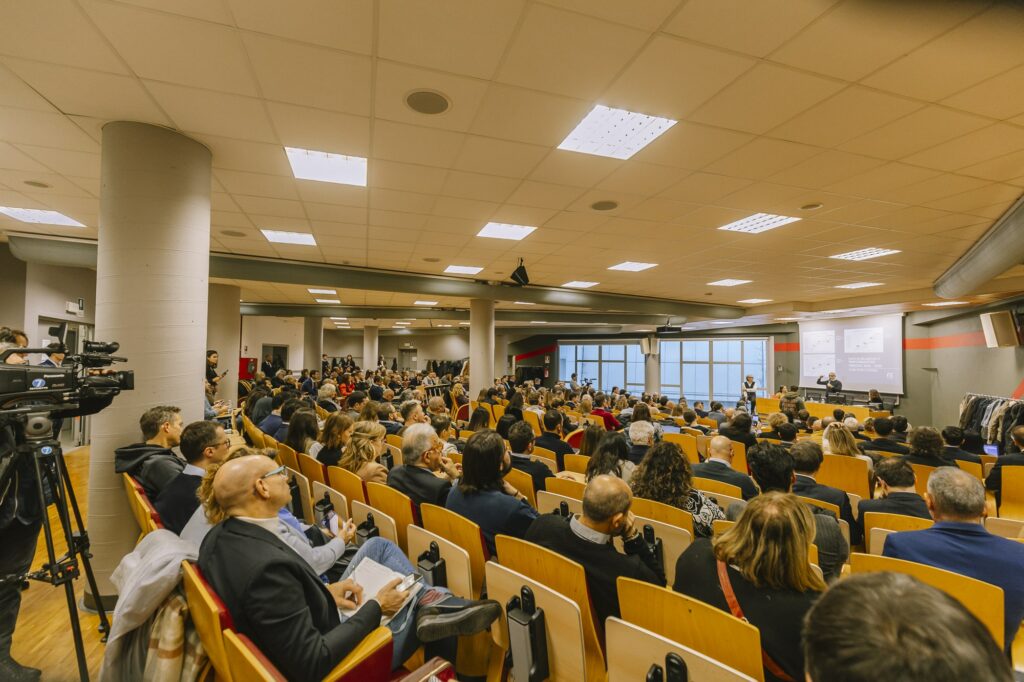 REVOLUTION DESG - DICEMBRE 24 - UNIVERSITÁ TORINO-59-min